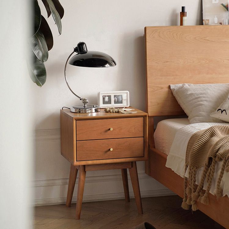 Solid Wood Bed Nightstand Classic Modern Bedside Cabinet for Bedroom