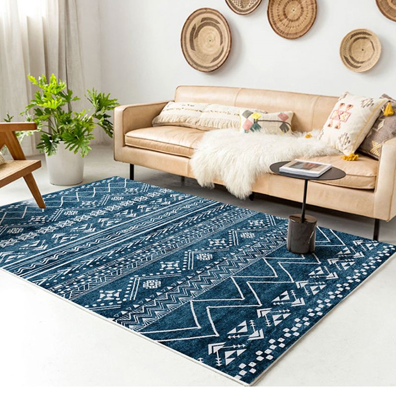 Boho Indoor Rug Antique Tribal Symbols Carpet Polyester Stain Resistant Rug for Home Decoration