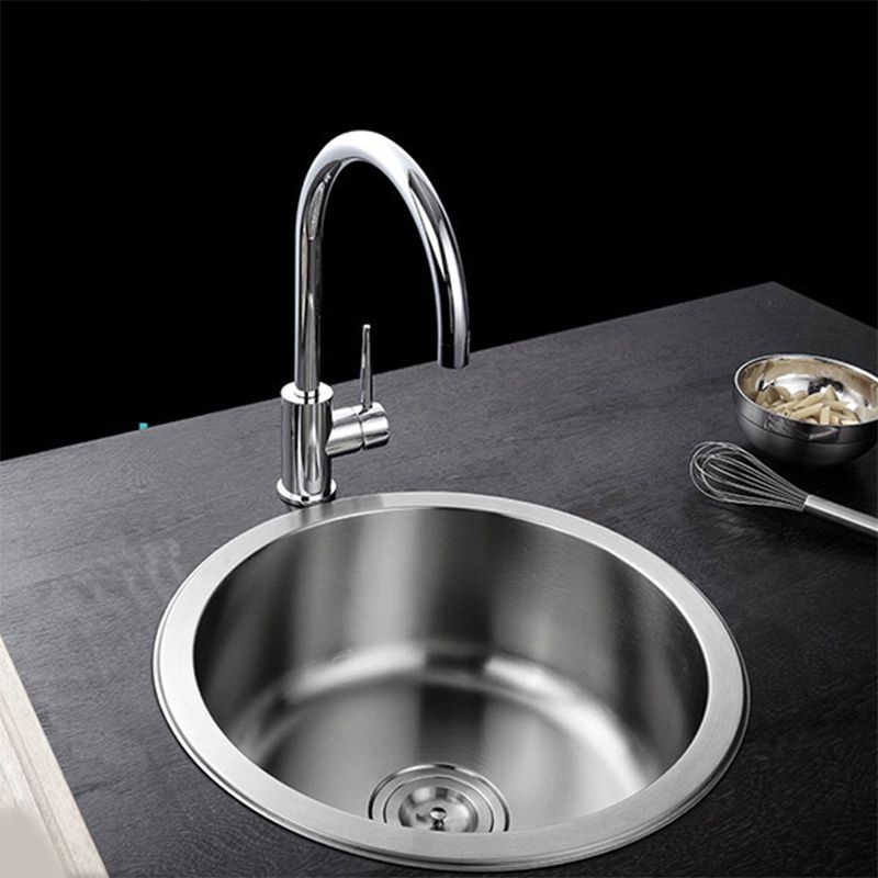 Contemporary Single Bowl Kitchen Sink Round Stainless Steel Sink with Drain Strainer Kit