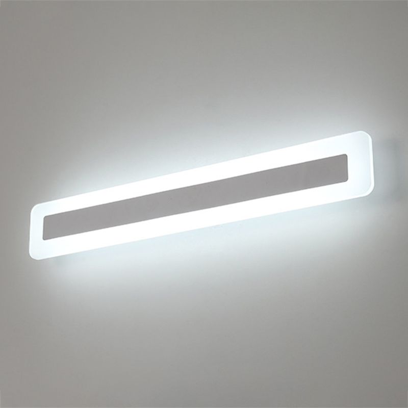 Linear Shape Metal Wall Sconce Modern Style 1-Light Mirror Wall Mount Lighting in White