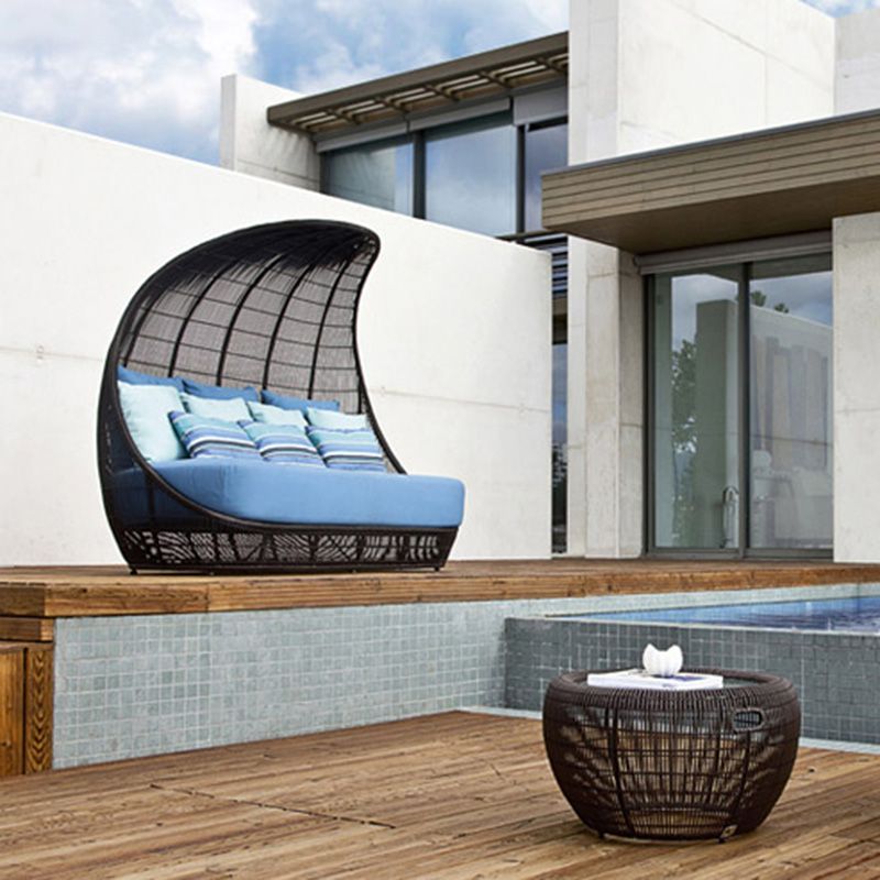 Metal Outdoor Patio Sofa Industrial Style Hotel Resort Pool Day Bed