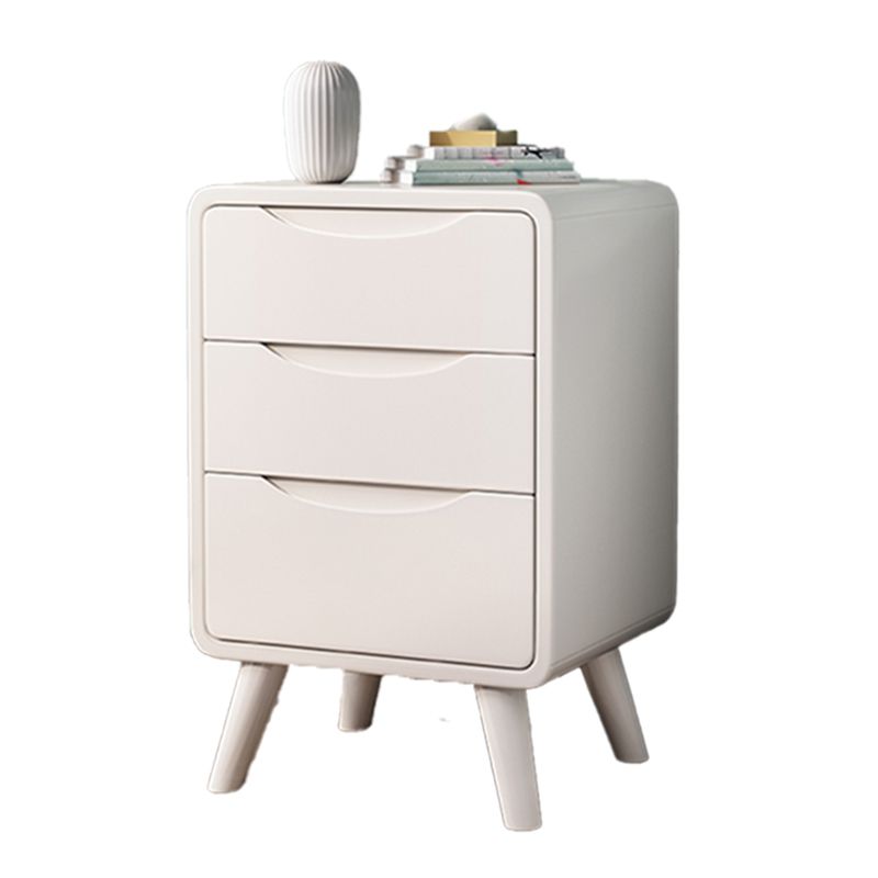 Rubberwood Nursery Nightstand with 3 Drawers Modern Nightstand Kids