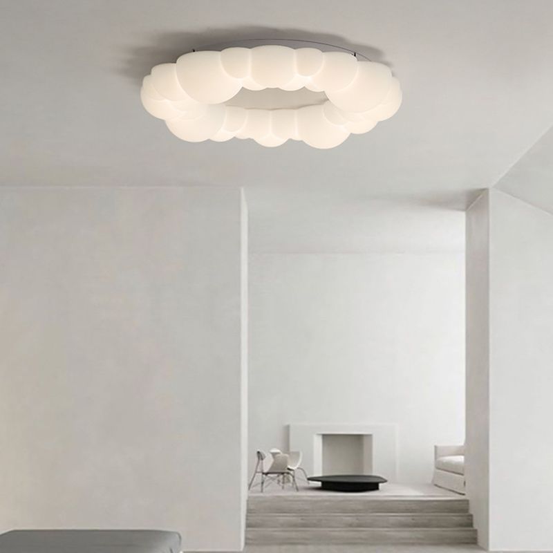 Metal Circle Ceiling Light Fixture Modern Style LED White Ceiling Flush Mount