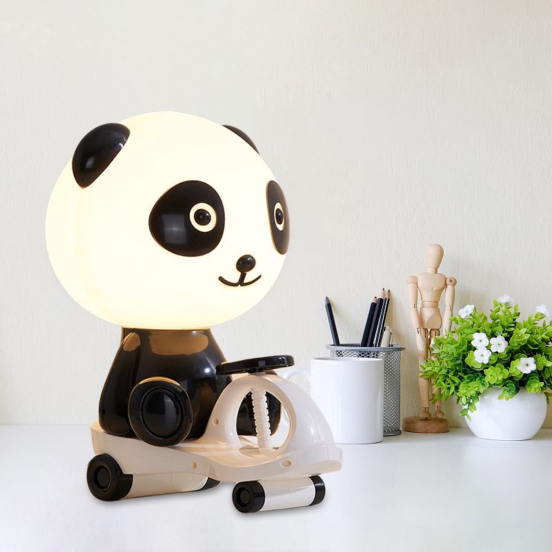 Pig/Frog/Panda Kids Bedroom Reading Book Light Plastic 1-Light Cartoon Night Table Lamp in Black/Pink/Green