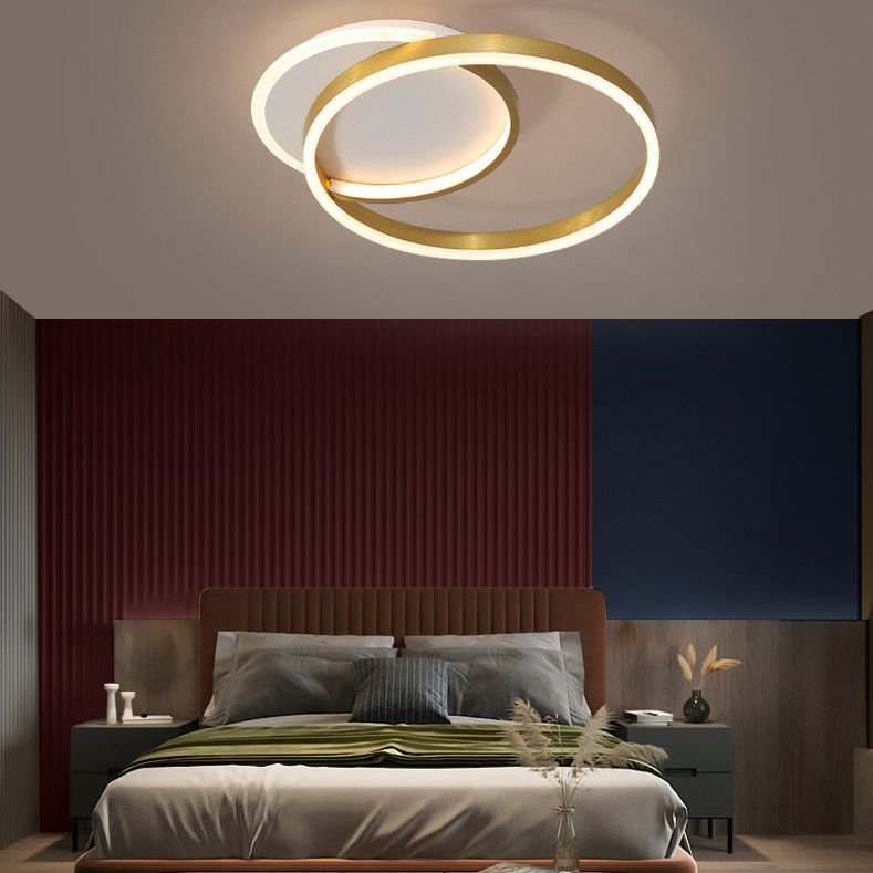 Contemporary Circle Close to Ceiling Lighting Metal LED Bedroom Ceiling Mounted Light