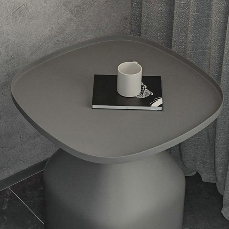 Modern Plastic Night Table Round Non-Storage 18 Inch H Bed Nightstand