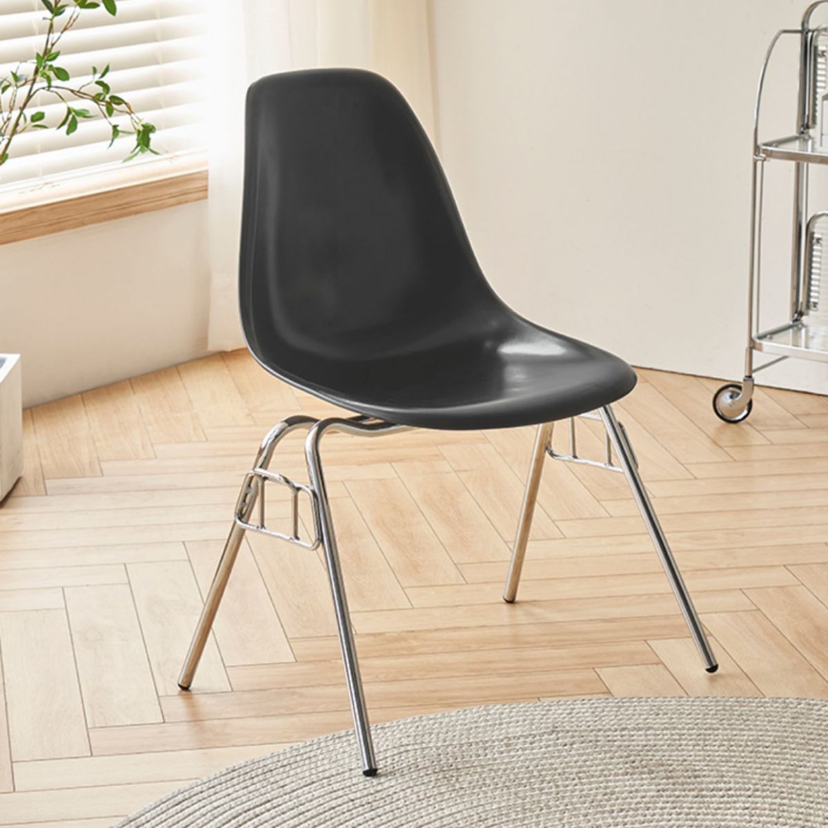 Modern Design Armless Solid Back Chair Plastic Stacking Side Chairs