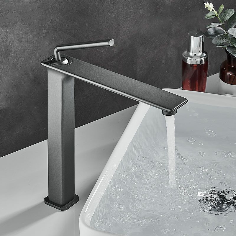 Modern Basin Lavatory Faucet Single Handle Low Arc Bathroom Faucet