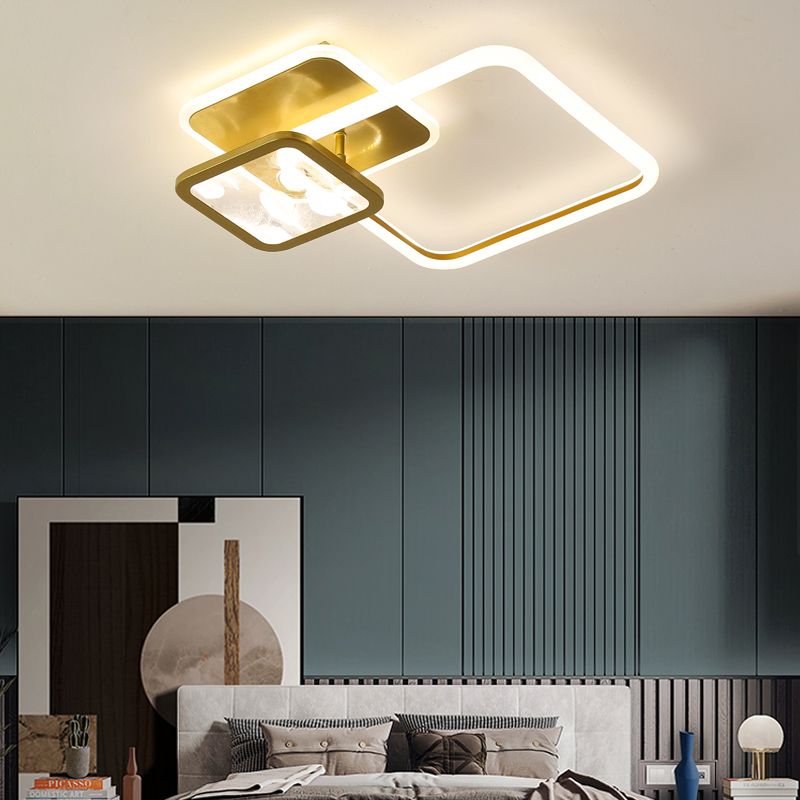 Square Shape Metal Flush Mount Light Modern Style 3 Lights Ceiling Mount Light in Gold