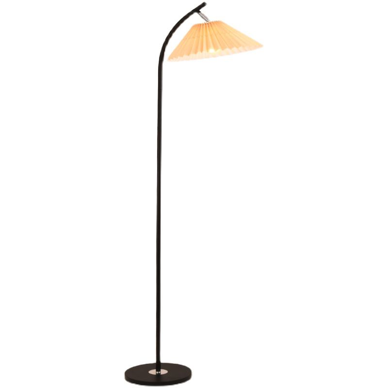 Floor Standing Lamp Modern Style Floor Light with Fabric Shade