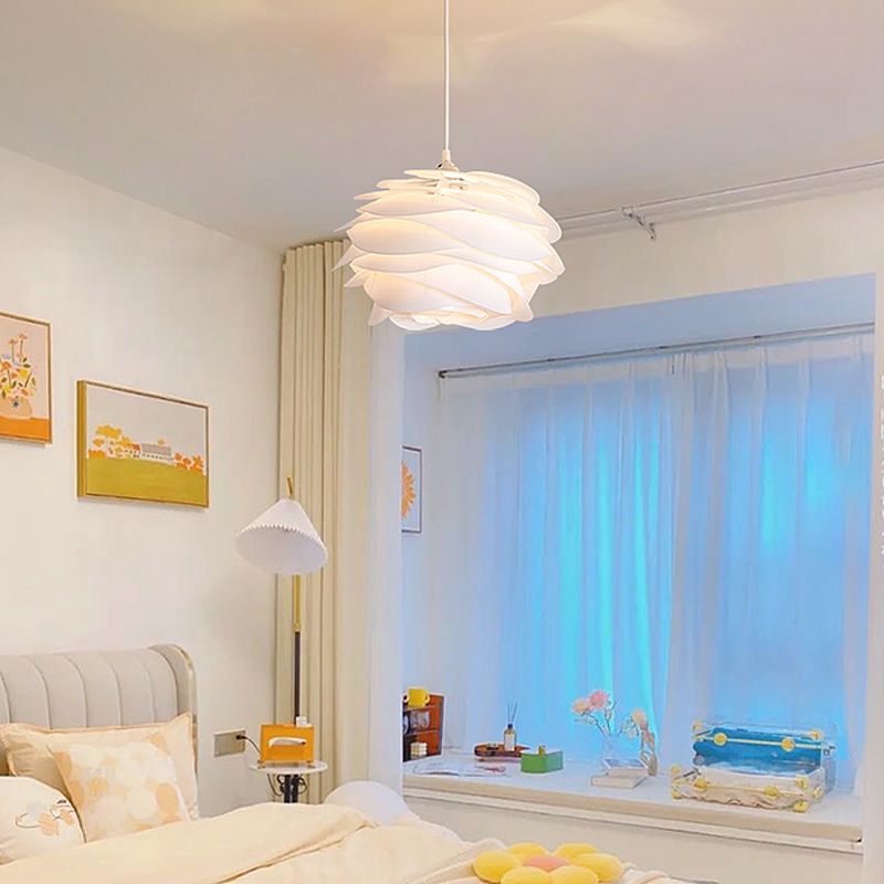 Flower-shaped Hanging Light Modern Pendent Lighting Fixture for Sitting Room