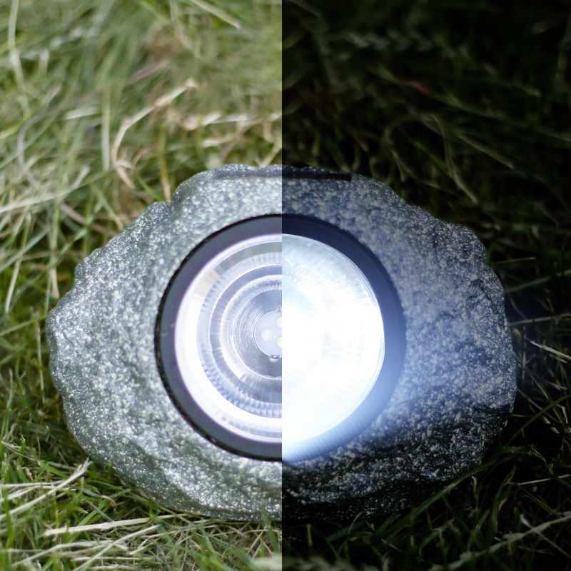 Stone Shaped LED Lawn Spotlight Simplicity Resin Courtyard Solar Powered Pathway Lamp in Grey