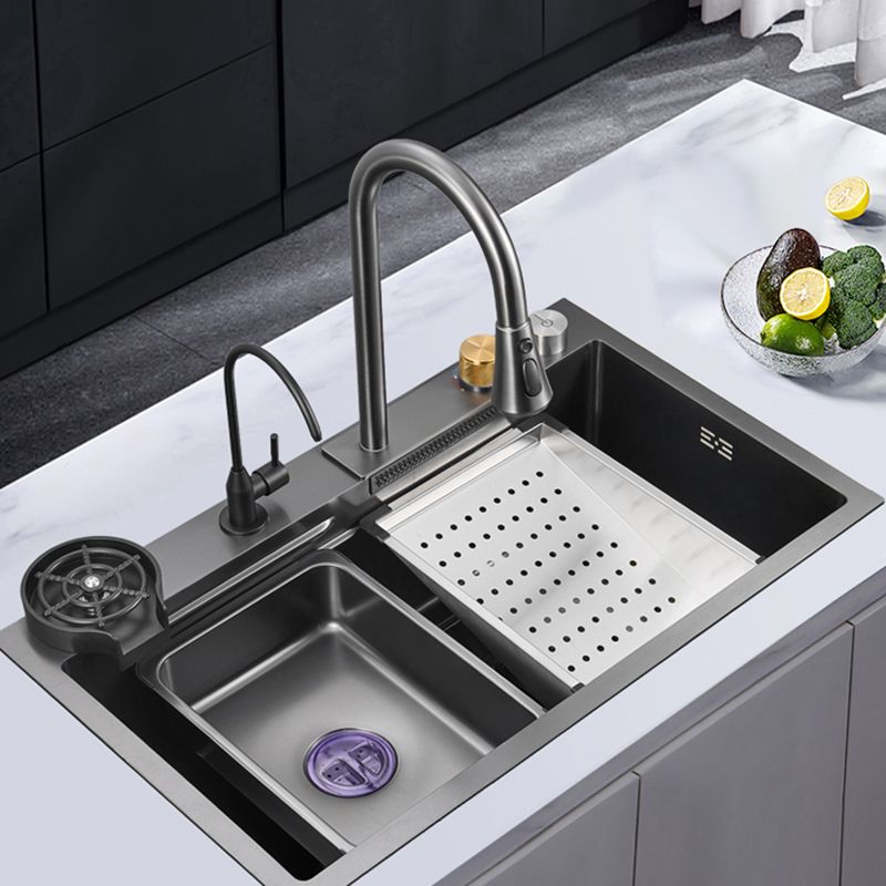 Classic Style Kitchen Sink Corrosion Resistant 5 Holes Stainless Steel Kitchen Sink