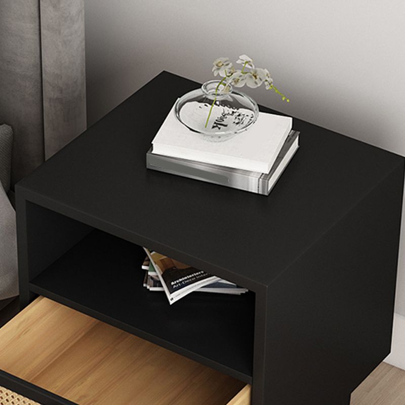 Wicker & Rattan Modern Night Table Solid Wood 2-Drawer Storage Nightstand in Black/White