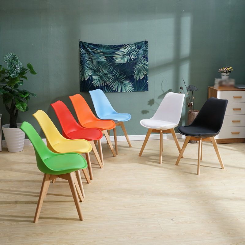 Chaise de salle à manger de style contemporain chaises sans bras solides avec des jambes en bois