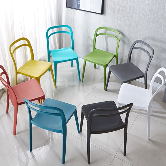 Contemporary Style Open Back Plastic Dining Side Chair for Home Use