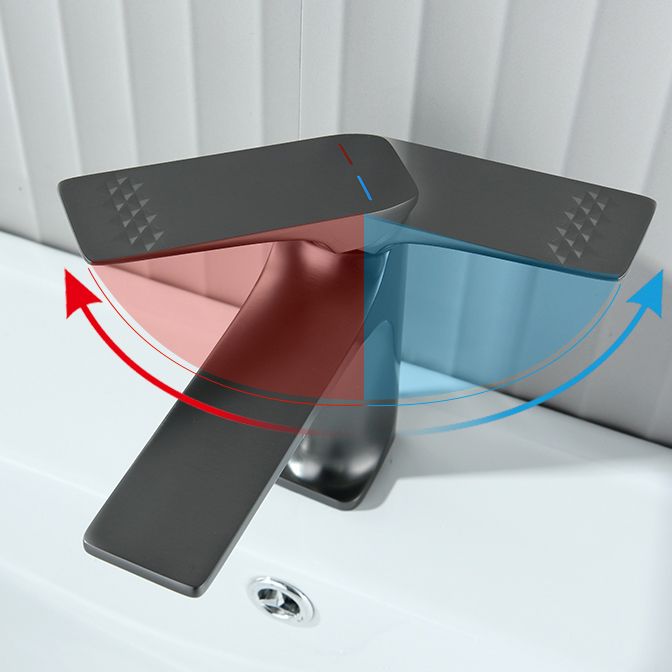 Contemporary Centerset Faucet Lever Handles Single Hole Low Arc Solid Brass Square Faucet