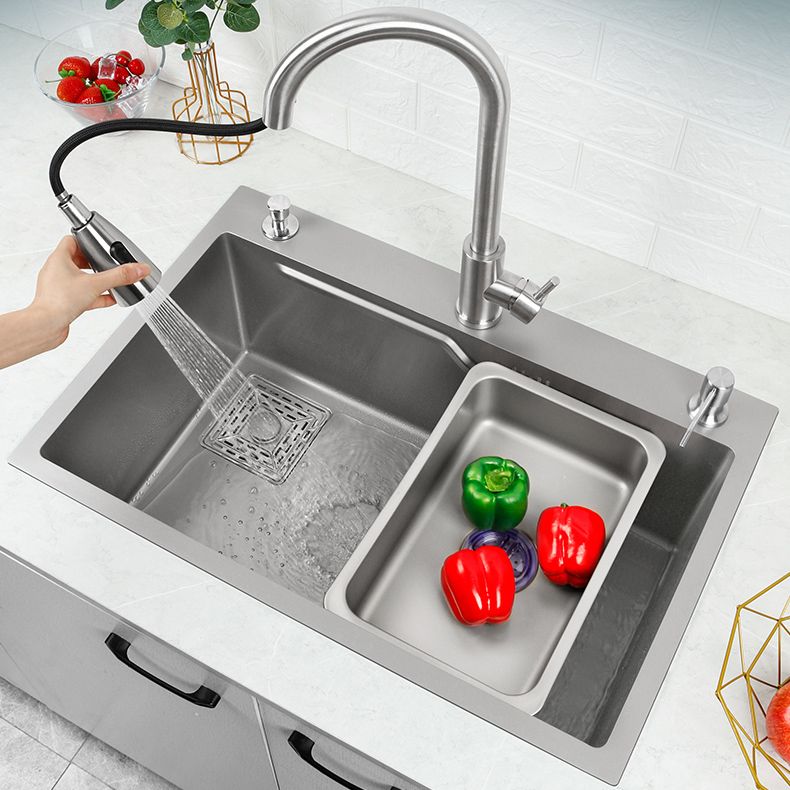 Classic Style Kitchen Sink Stainless Steel Drop-In Kitchen Sink with Drain Strainer Kit