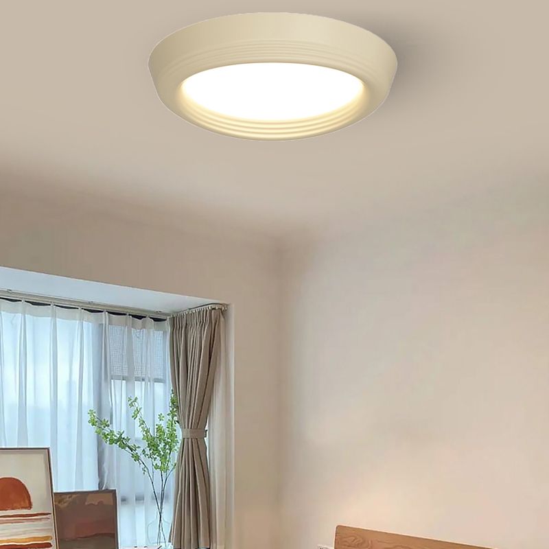 Resin LED Flush Mount Nordic Circle Ceiling Light Fixture for Bedroom