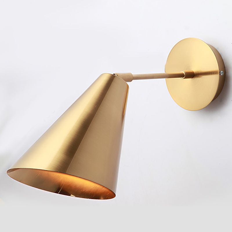 Postmodern Metal Sconce Light Fixtures Single Bulb Wall Lamp for Bedroom Living Room