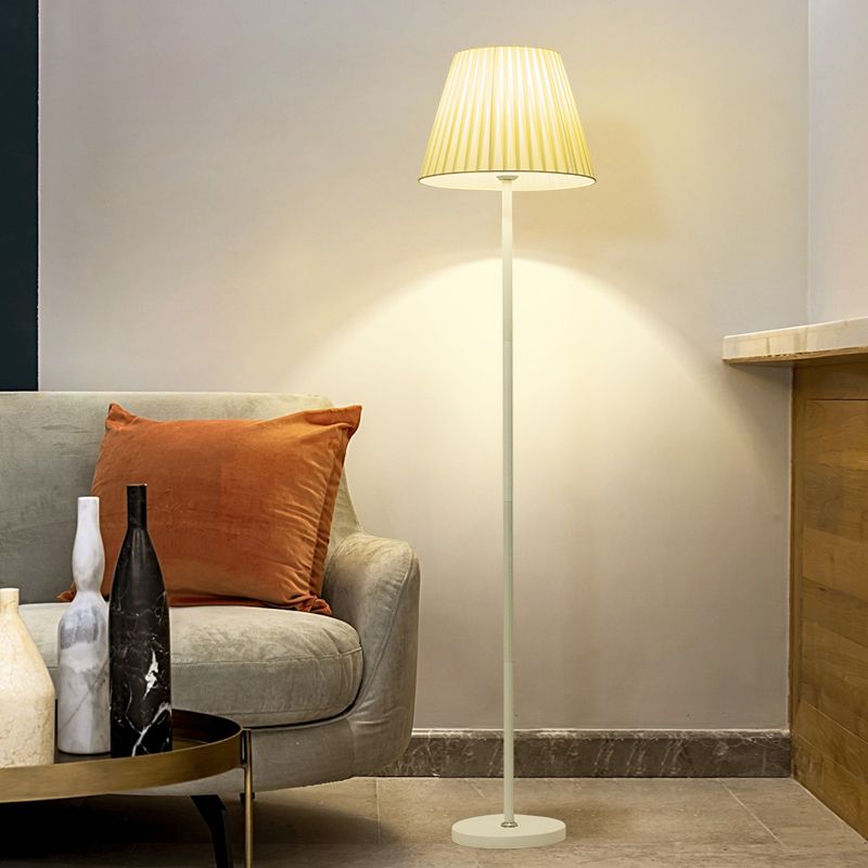 Floor Light Simplicity Style Fabric Shaded Floor Lamp for Living Room