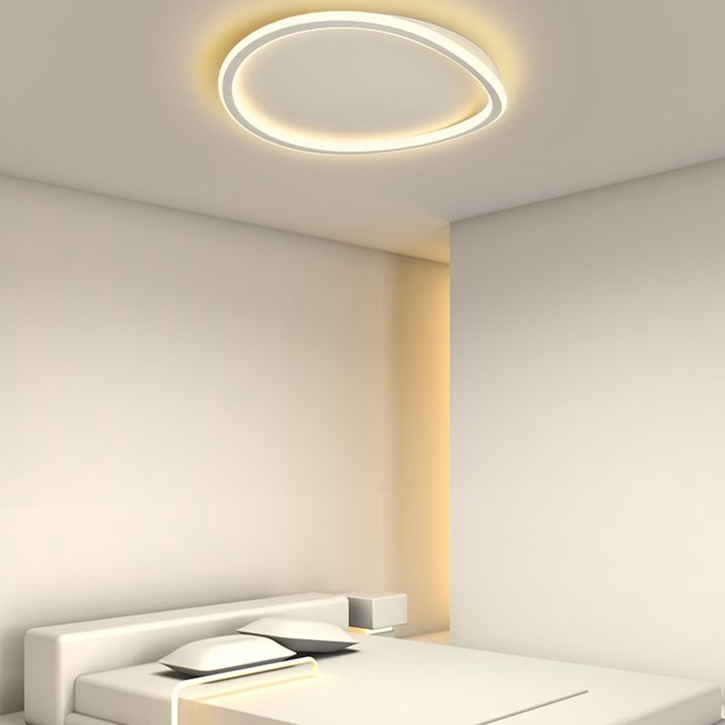 Nordic Circle Ceiling Light Metal LED Flush Mount Light for Living Room