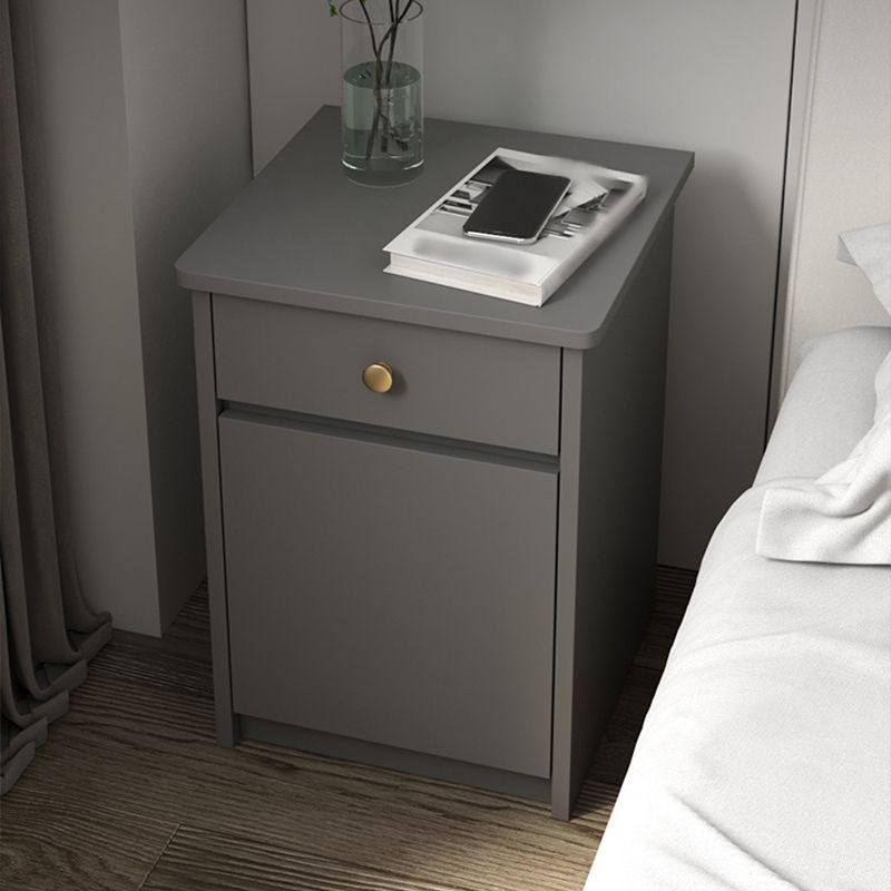 22" H Modern Bedside Cabinet Imitation Wood 1-Door 1-Drawer Nightstand