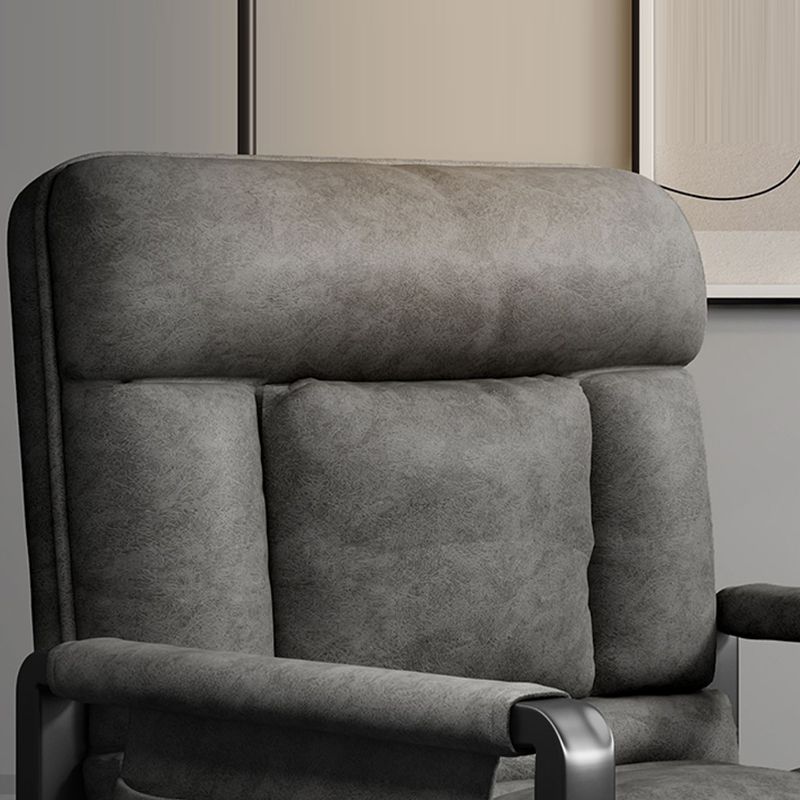 Contemporary Ergonimic Recliner with Side Pockets and Metal Legs