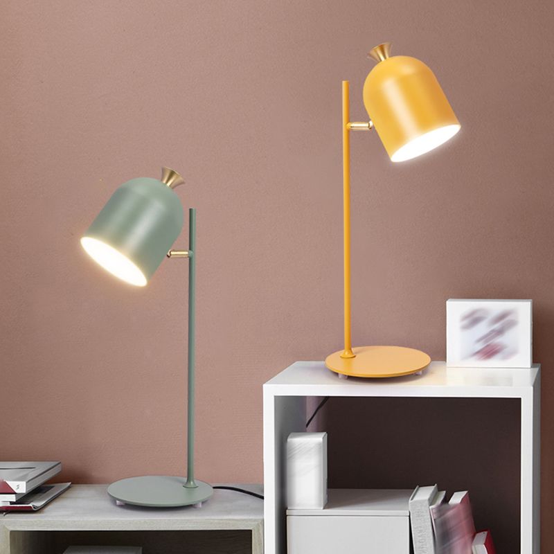 Metal Shaded Night Table Lamp Minimalist-Style Table Light for Bedside