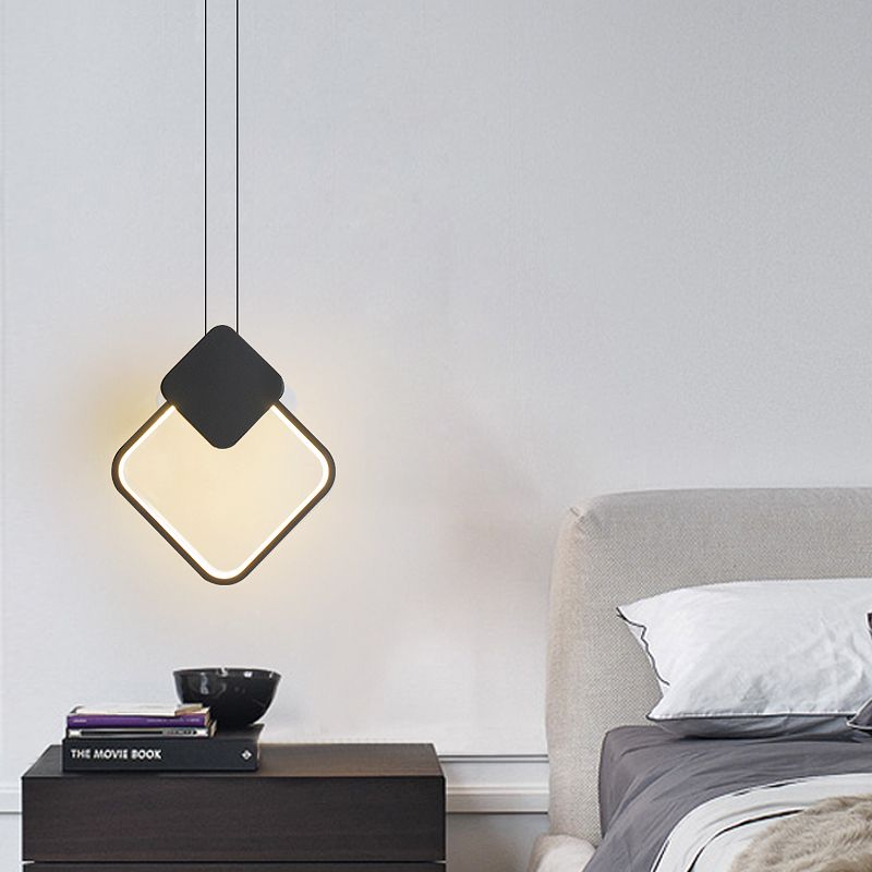 Minimalist Linear Pendant Lighting, Metal and Acrylic Hanging Light for Living Room