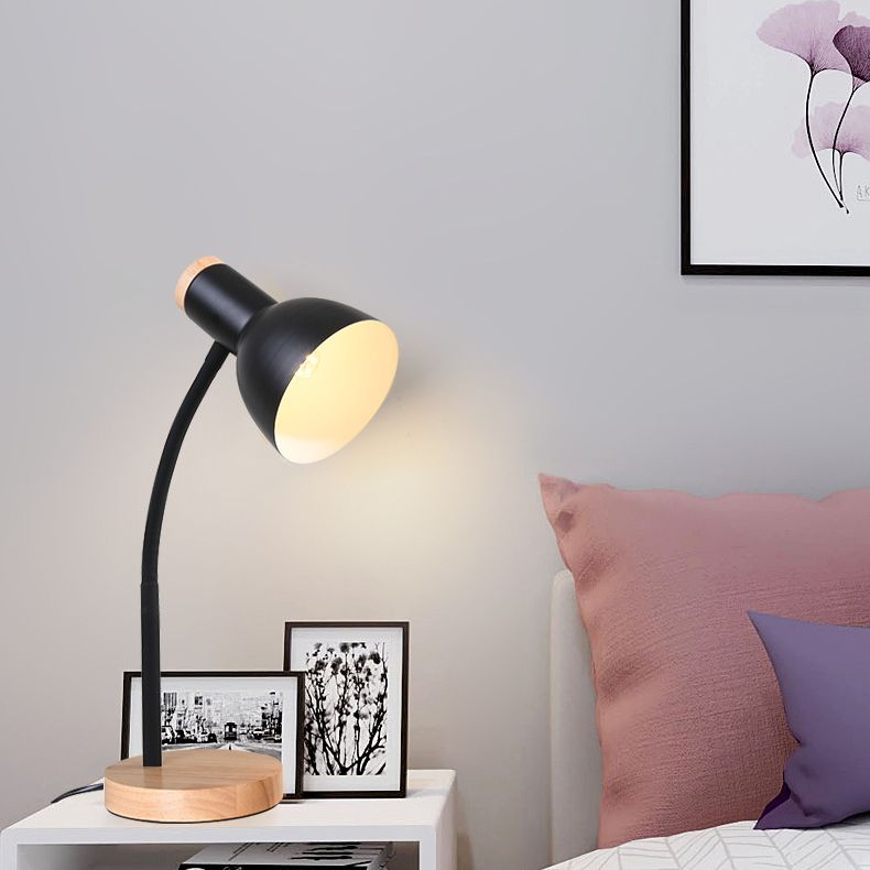 Modern Style Desk Lighting Fixture Colorful Metal Shade Desk Lamp for Bedroom