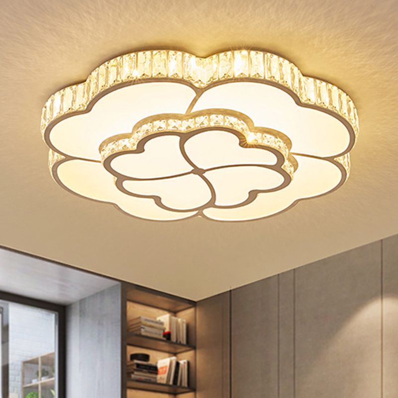 Plafonnier LED moderne en forme de pétale de cristal, 19,5"/23,5"/31,5" W, éclairage encastré en blanc pour chambre à coucher