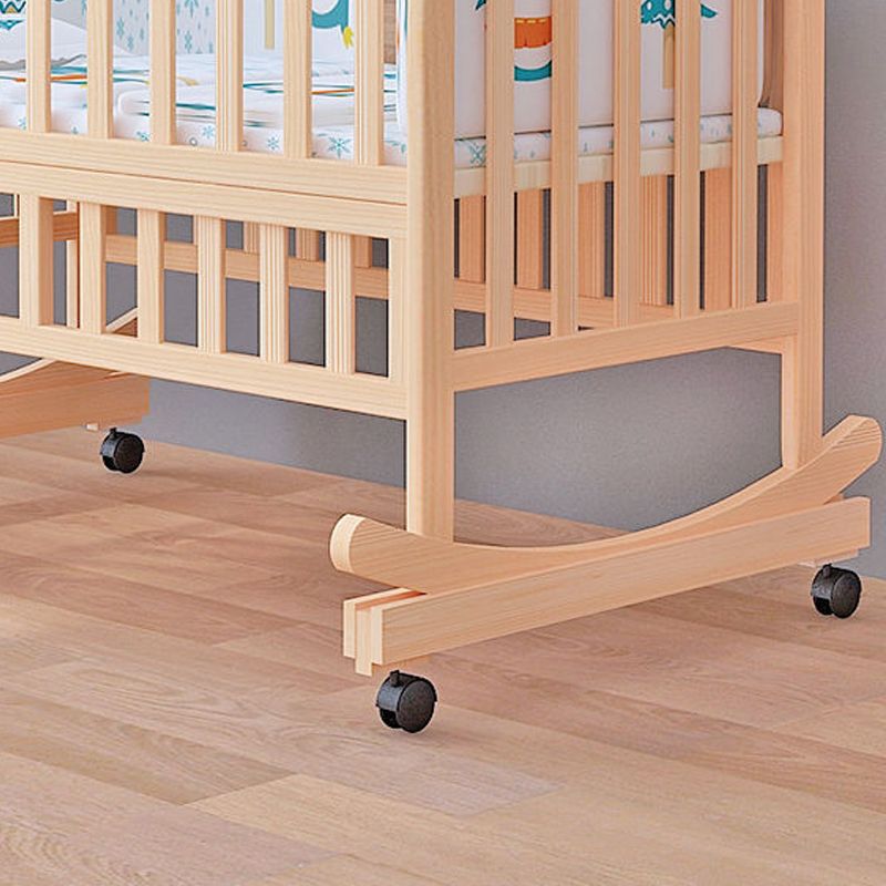 Wood Convertible Baby Crib Nursery Crib with Guardrail and Wheels