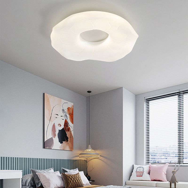 White Ceiling Light Contemporary LED Flush Mount Lighting for Living Room