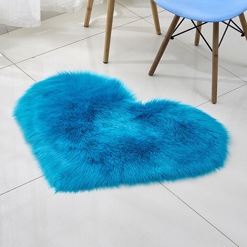 Tapis de style nordique multi-couleurs fausse laine Plaine Love Forme Rapis sans glissement Backing Washable Pet Friendly Tap pour la maison