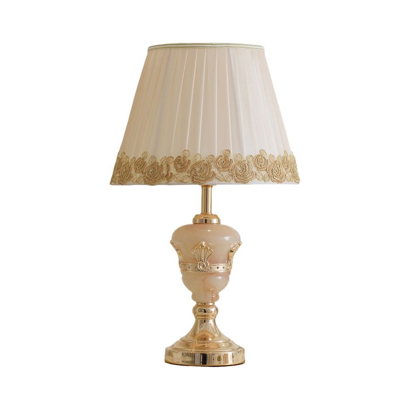 Country Style Conical Table Lamp Single Head Fabric Vase Desk Light with Flower Decor in White