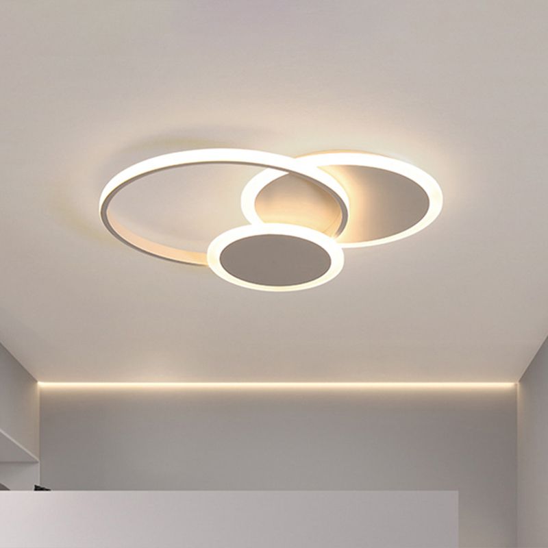 Circles Close to Ceiling Lighting Minimalist Style Metal LED Flush Mount Lighting