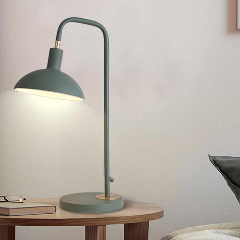 Metallic Dome Shade Nightand Lampe Nordic 1 Bulbe Rose / Jaune / Blue Table Lumière pour le chevet