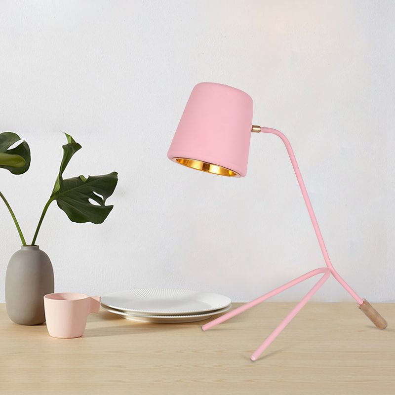 Pink/Yellow/Green Finish Cone Desk Light Macaron 1 Light Metal Tripod Reading Lamp for Bedroom