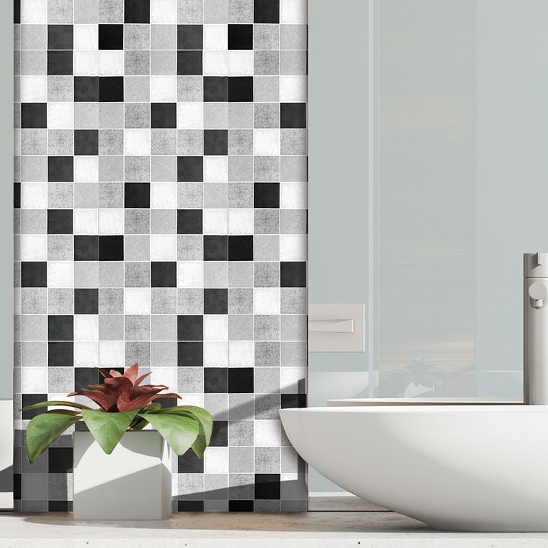 Bohemia Mosaic Tile Peel Wallpaper Border for Kitchen 5.2-sq ft Wall Covering in Black-Grey-White