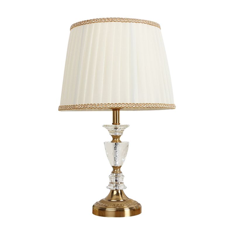 1 Bulb Bedroom Table Light Simple Gold Night Lighting with Urn-Shaped Crystal Base