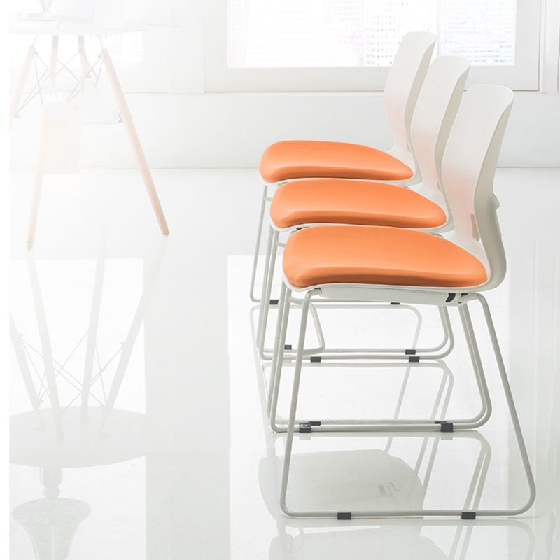 Plastic Low Back Conference Chair Modern Steel Frame Armless Chair