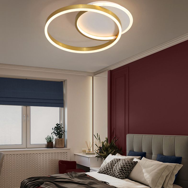 Contemporary Circle Close to Ceiling Lighting Metal LED Bedroom Ceiling Mounted Light