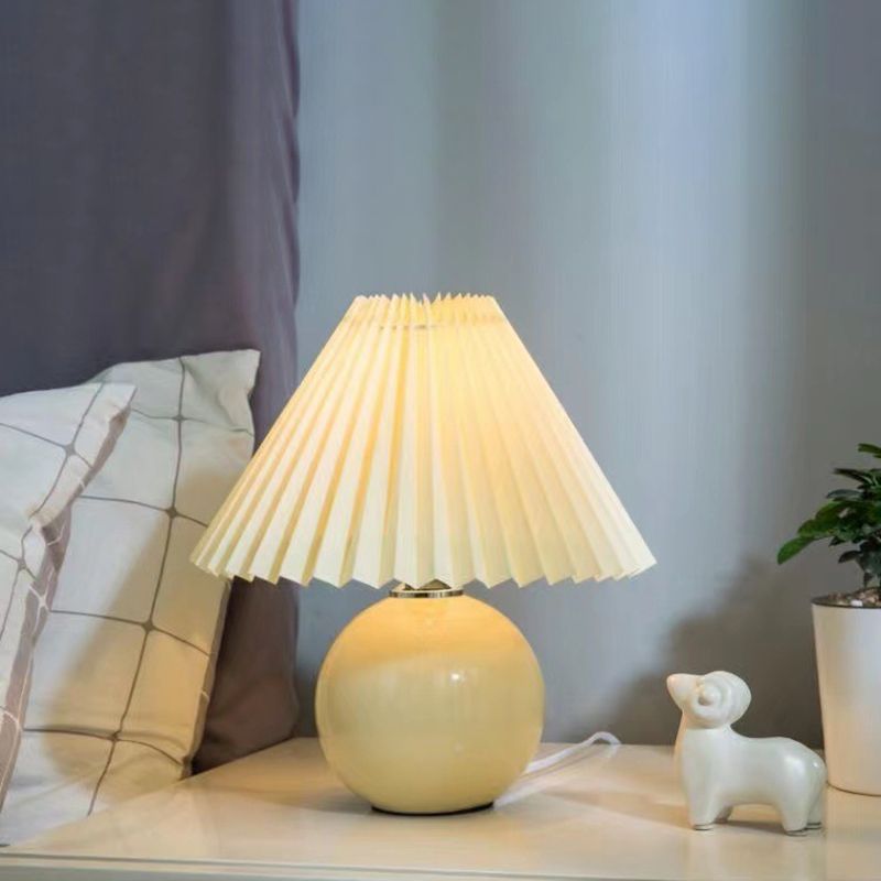 Nordic Style Ceramics Table Lamp Umbrella Shape Colorful Bulb Table Light for Bedroom