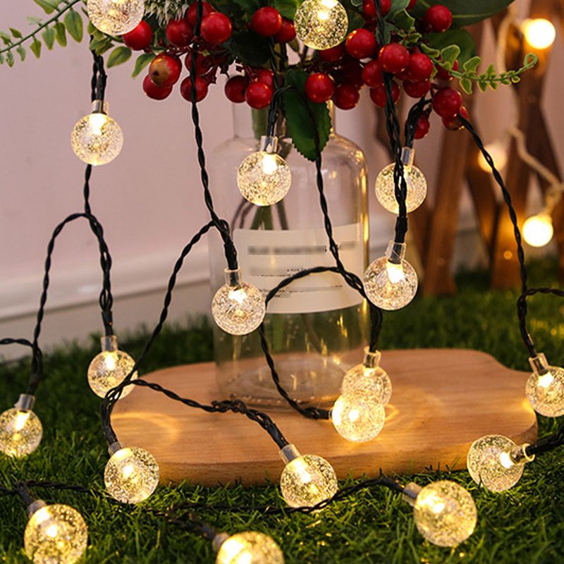 Modern Creative LED Decorative Lamp Plastic Globe Solar Energy String Lights for Exterior Spaces