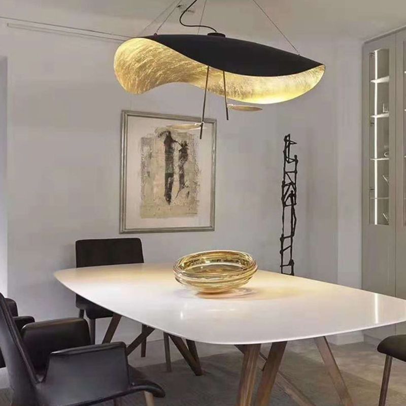 Pendentif suspension LED Salle Pendante simple suspendue avec une teinte en métal en forme de chapeau