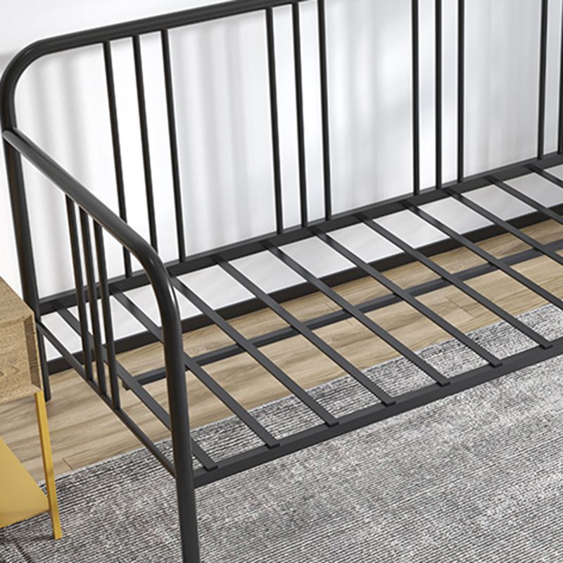 Scandinavian No Theme Kid Bed Metal Frame Solid Color Daybed