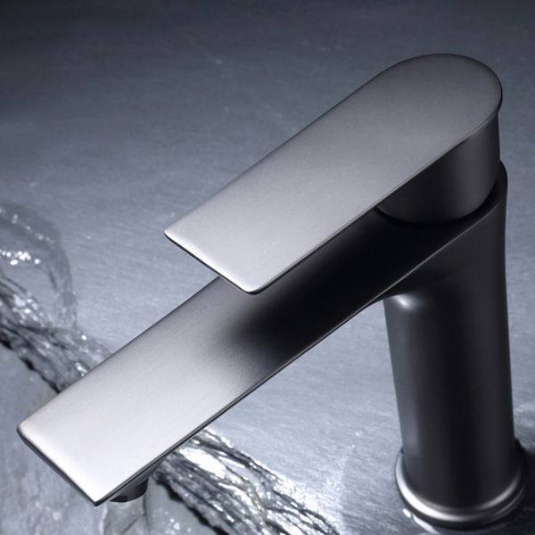 Contemporary Style Faucet Single Lever Handle Vessel Sink Faucet