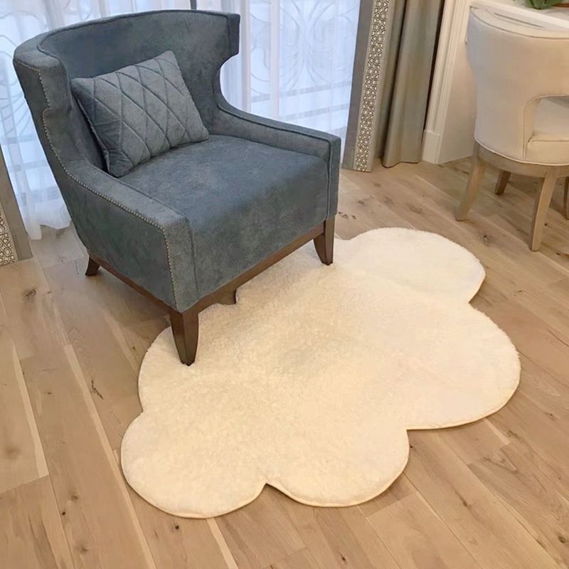 White Simple Rug Cotton Blend Solid Color Indoor Rug Anti-Slip Backing Pet Friendly Area Carpet for Living Room