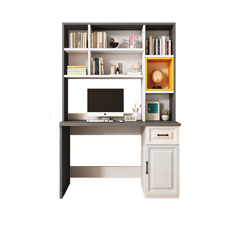 Solid Wood Children's Desk Writing Desk with Storage Shelves